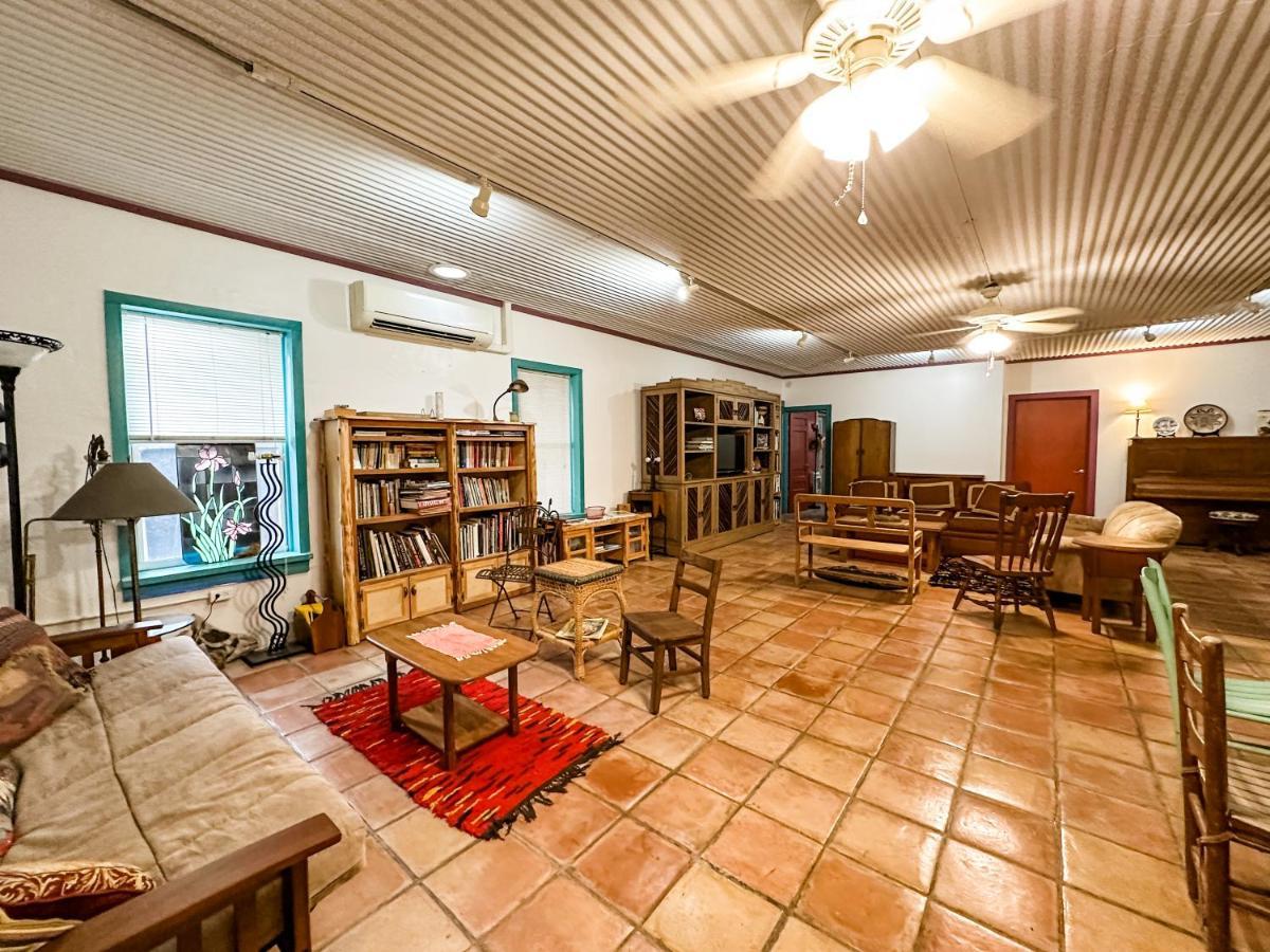 Inn At The Art Center 샌 안젤로 외부 사진